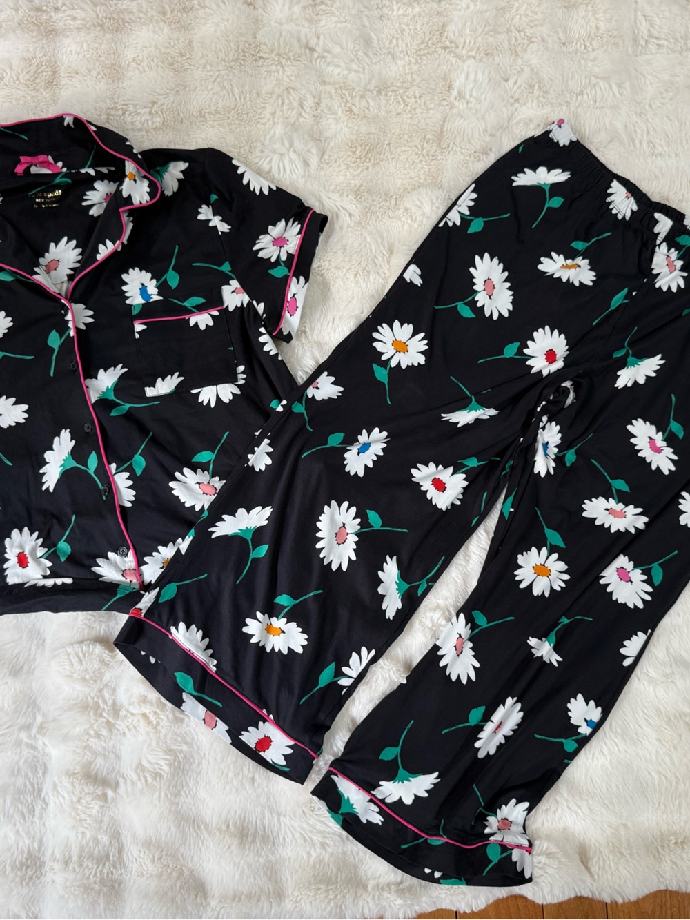 kate spade Black Daisy Pajama Set with Pink Piping and Green Stems